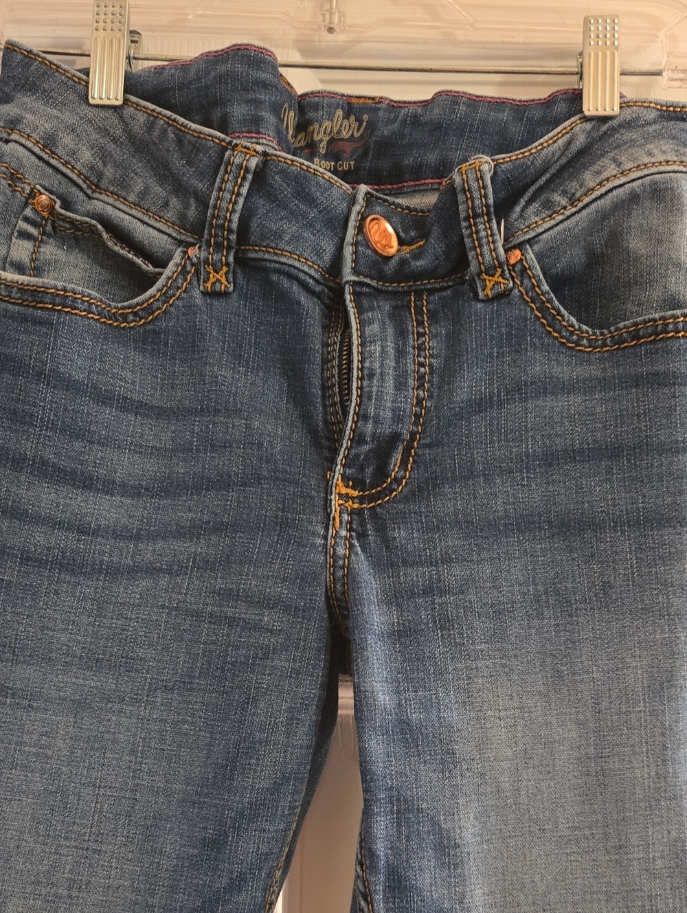 Wrangler Women's Blue Boot Cut Jeans with Contrast Stitching Size 7x34